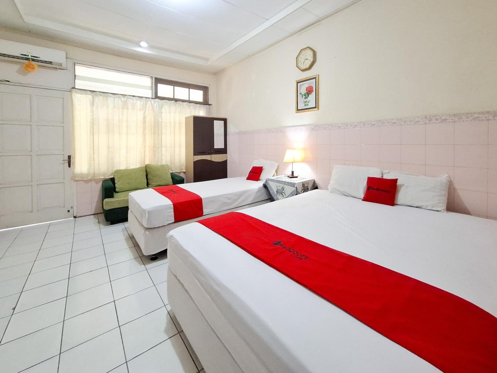 Reddoorz Syariah At Griya Raharja Klaten ภายนอก รูปภาพ