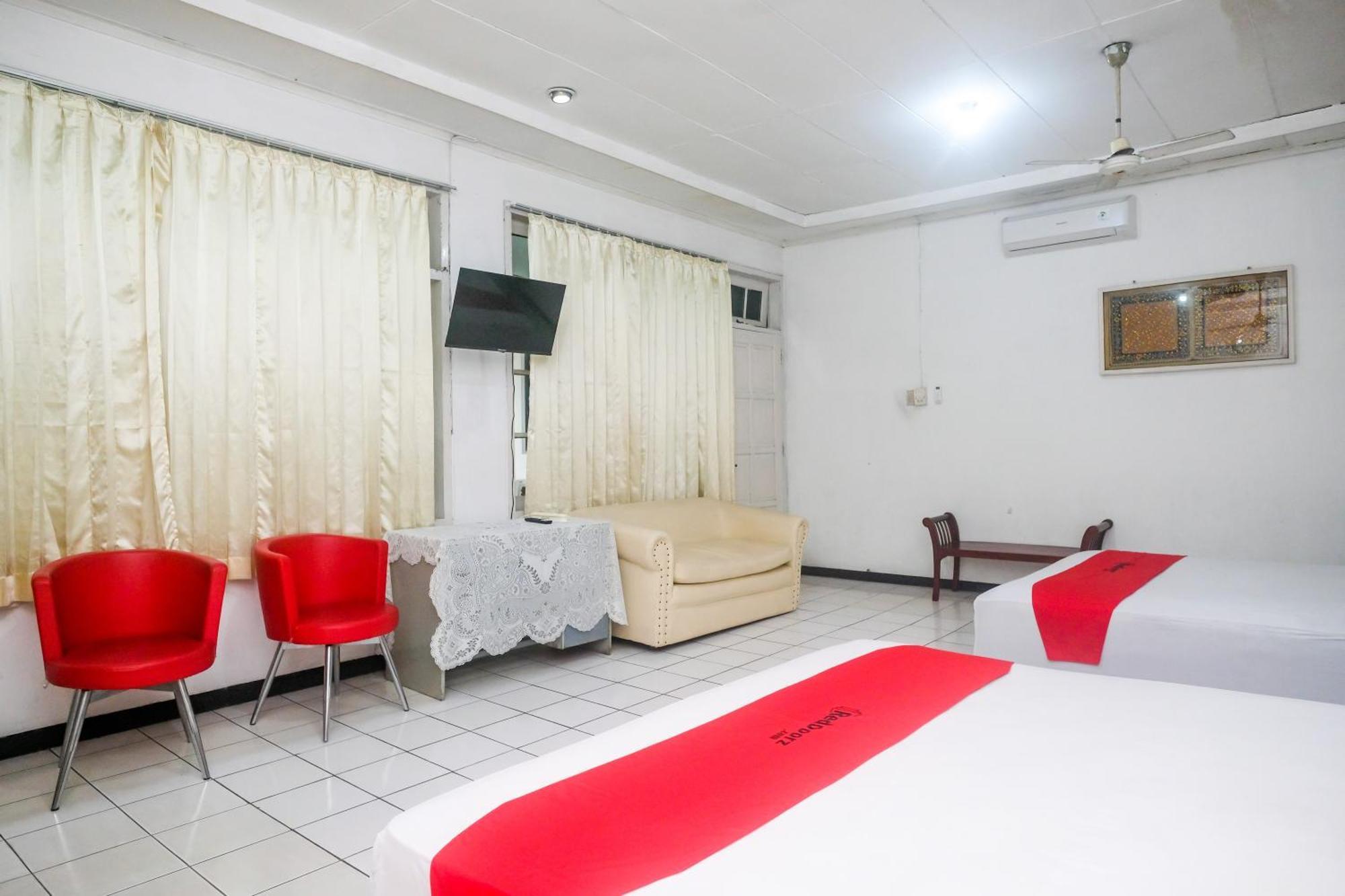 Reddoorz Syariah At Griya Raharja Klaten ภายนอก รูปภาพ