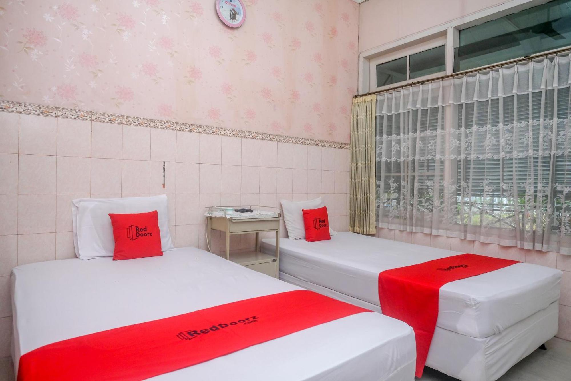 Reddoorz Syariah At Griya Raharja Klaten ภายนอก รูปภาพ