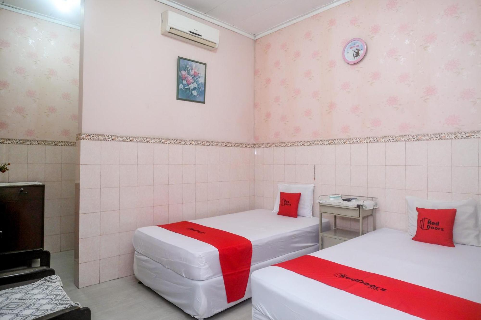 Reddoorz Syariah At Griya Raharja Klaten ภายนอก รูปภาพ