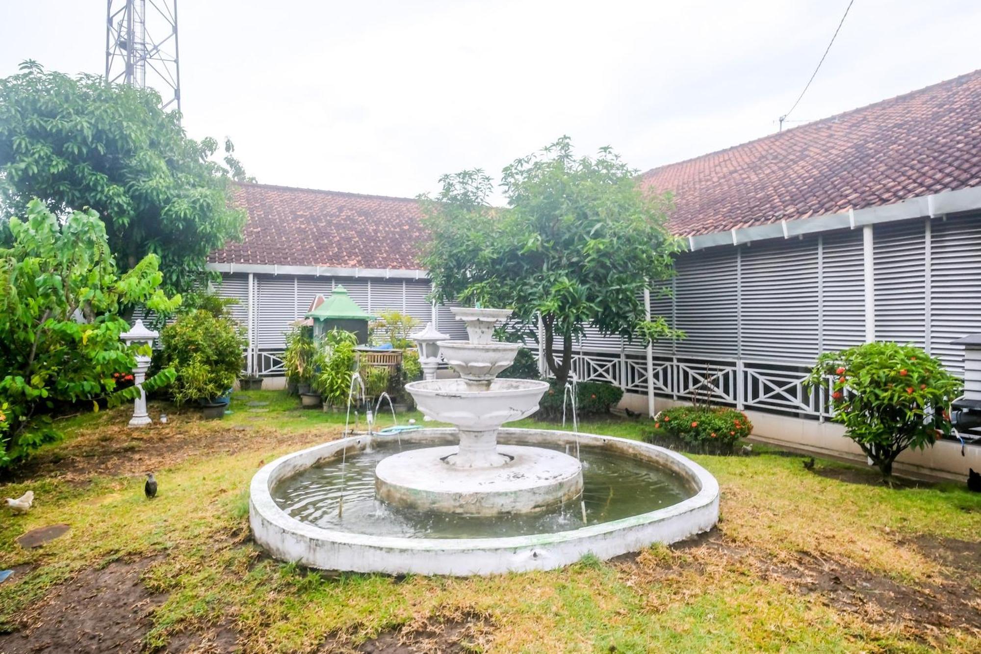 Reddoorz Syariah At Griya Raharja Klaten ภายนอก รูปภาพ