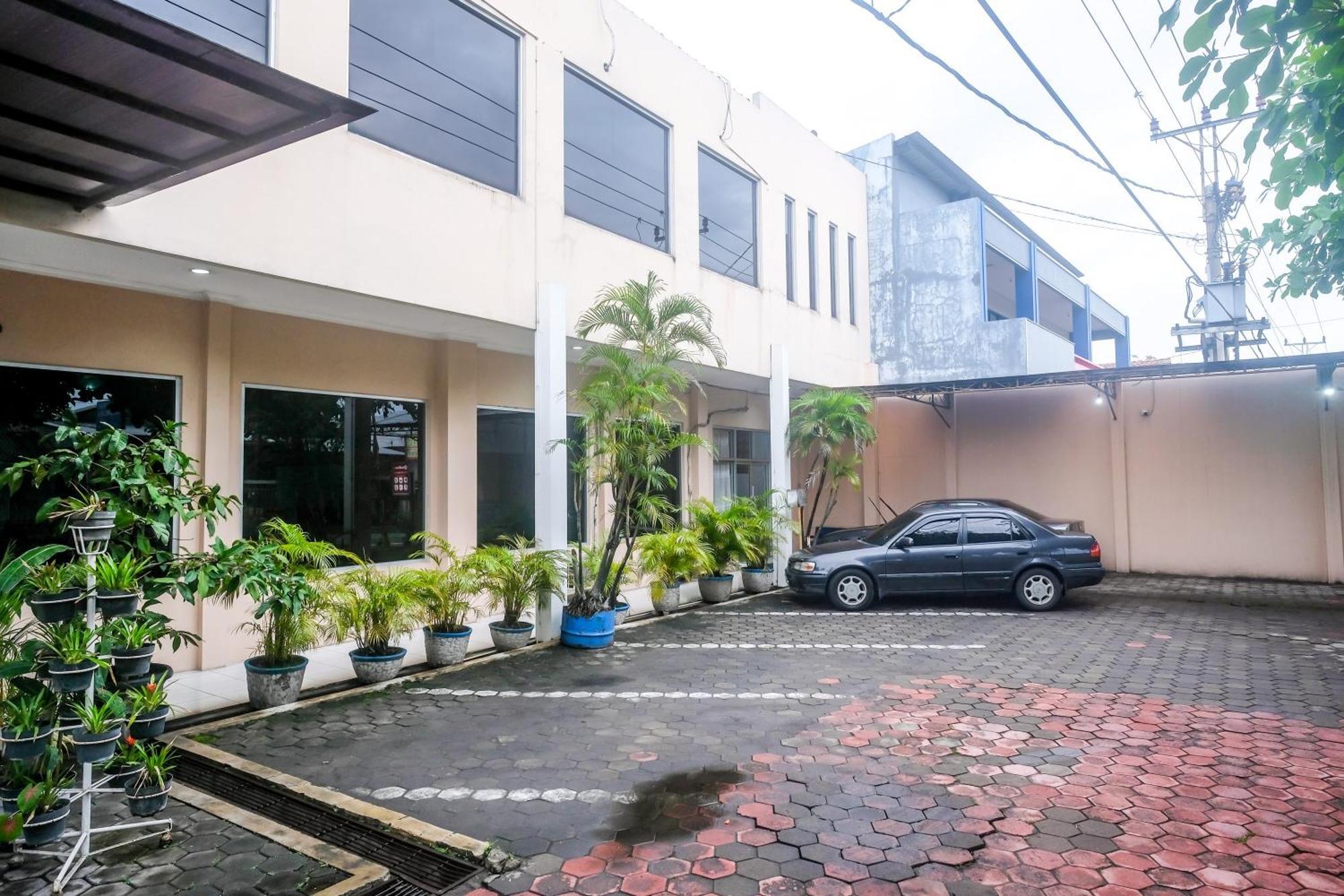 Reddoorz Syariah At Griya Raharja Klaten ภายนอก รูปภาพ