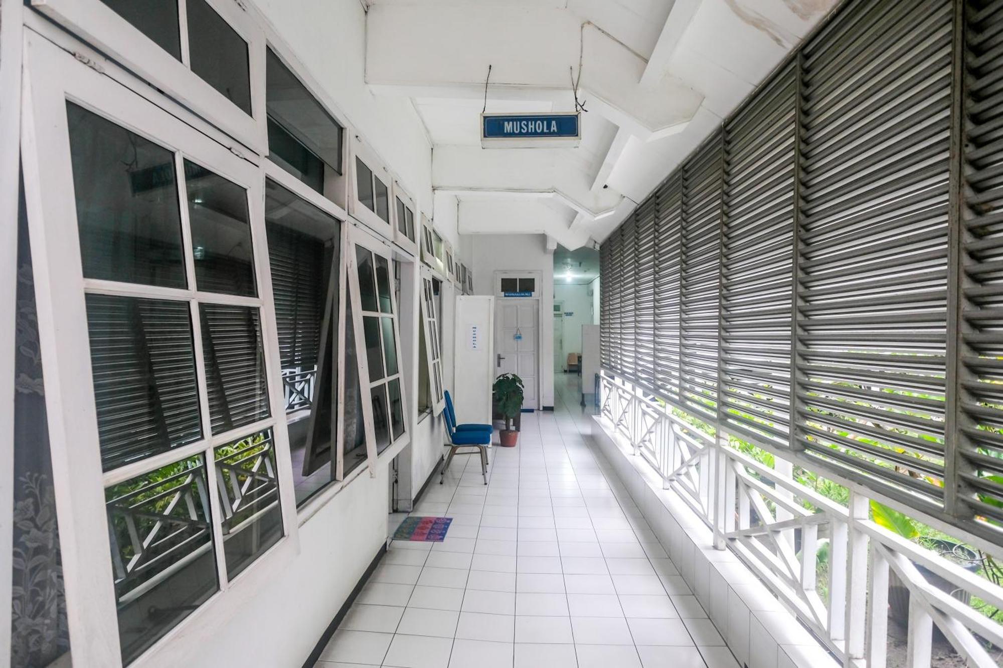 Reddoorz Syariah At Griya Raharja Klaten ภายนอก รูปภาพ