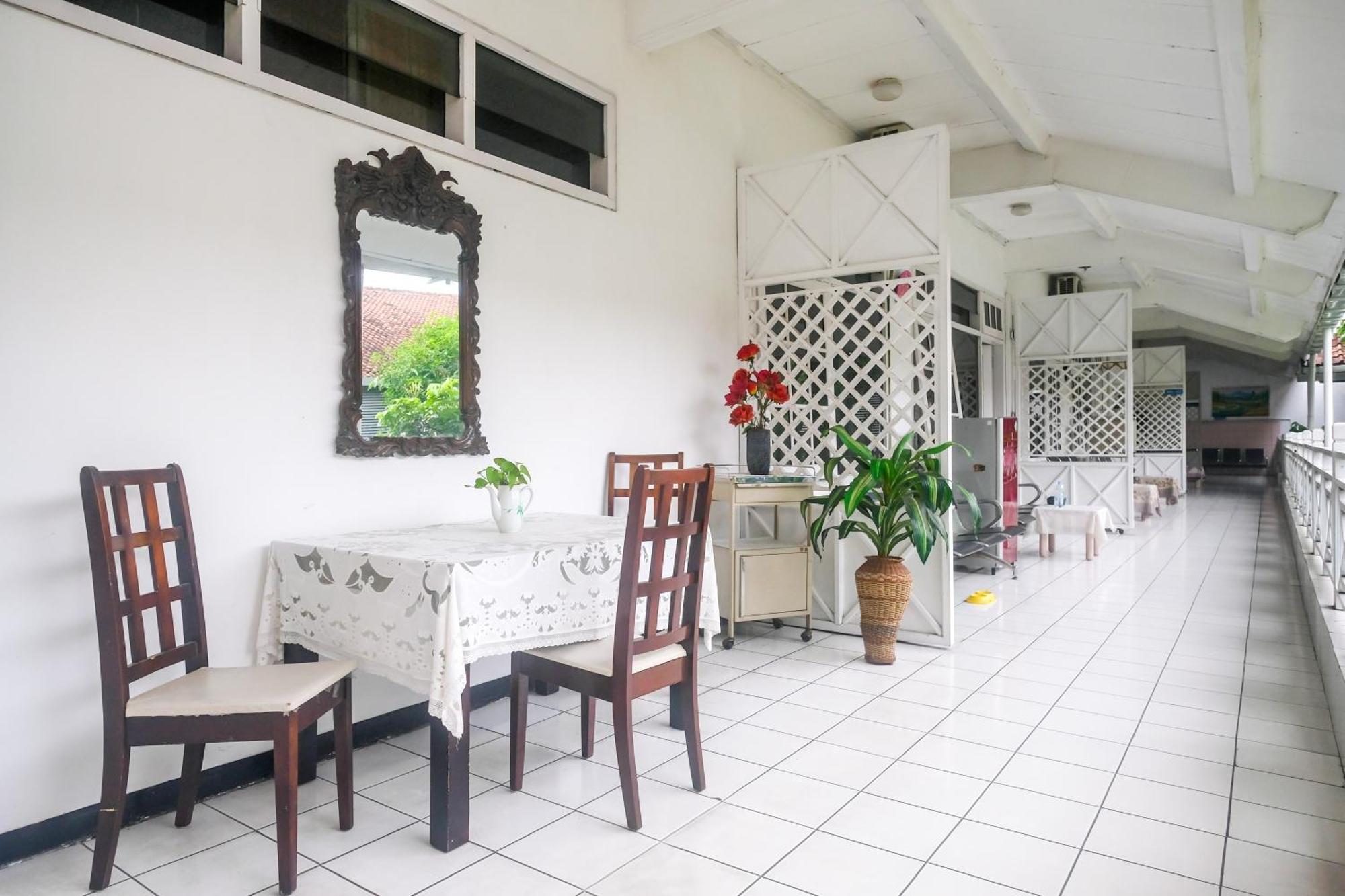 Reddoorz Syariah At Griya Raharja Klaten ภายนอก รูปภาพ