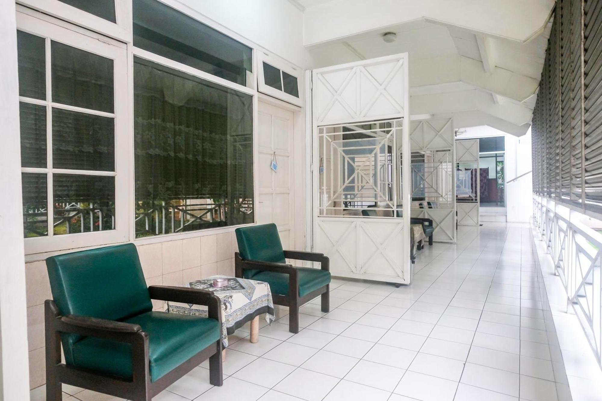 Reddoorz Syariah At Griya Raharja Klaten ภายนอก รูปภาพ